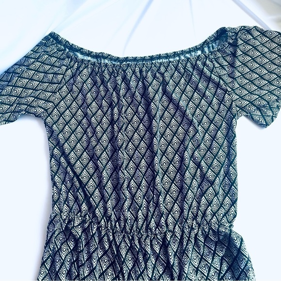 EXIST Off-Shoulder Wide-Leg Jumpsuit โ NEW โ Size L - casual chic looks - Picture 11 of 12